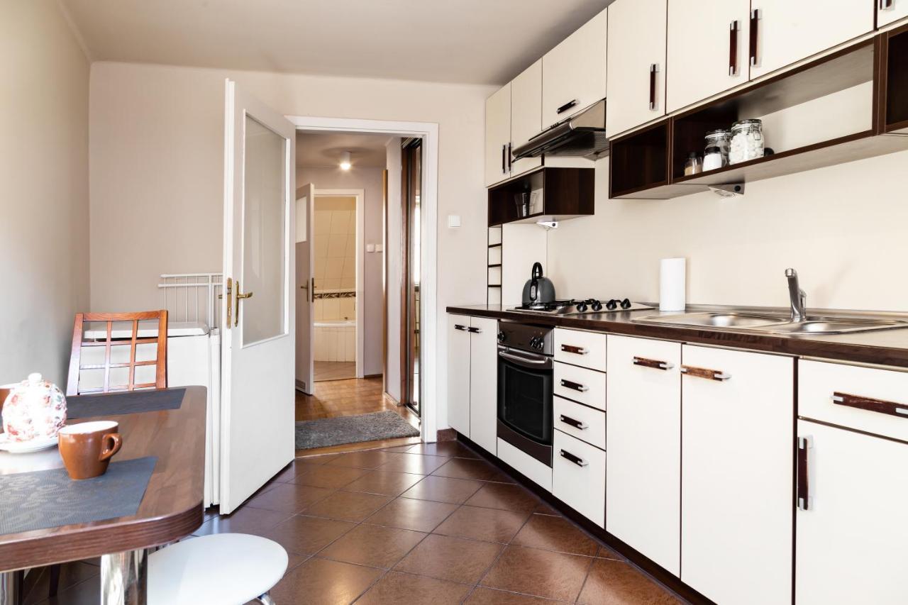 2 Bedroom Apartment, Heart Of Krakow Tomasza St المظهر الخارجي الصورة